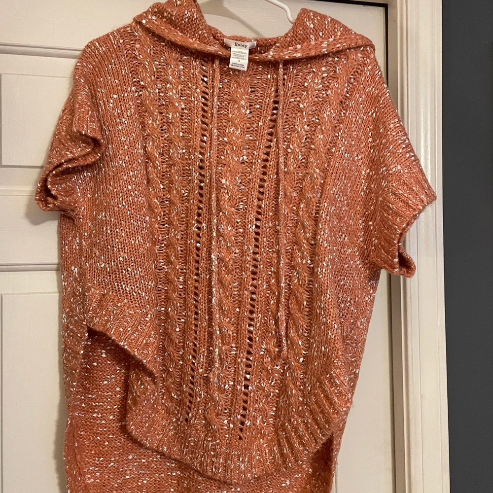Size Small Short-sleeved Esley Collection Sweater
